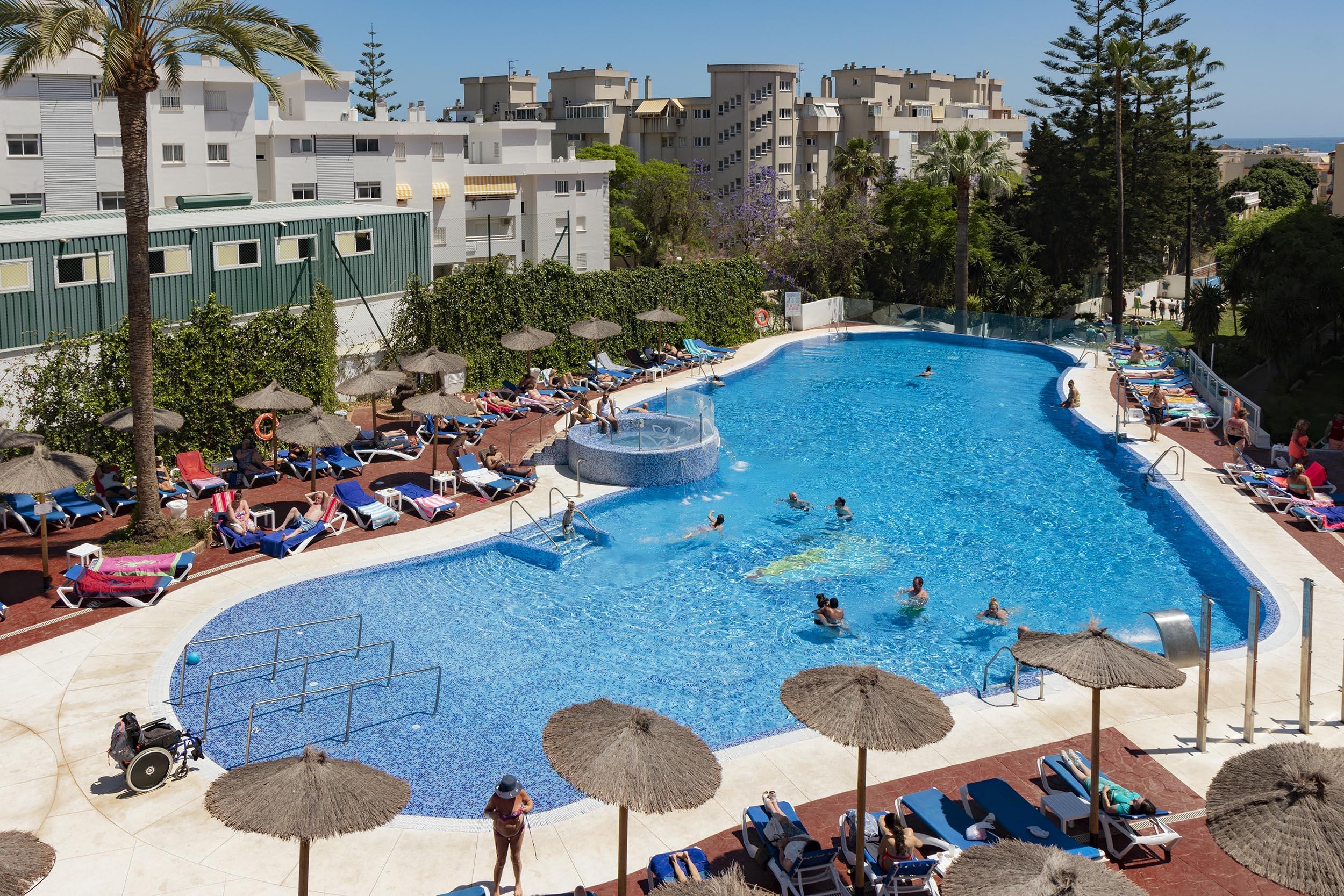 Hotel Palia Las Palomas Торемолинос Екстериор снимка